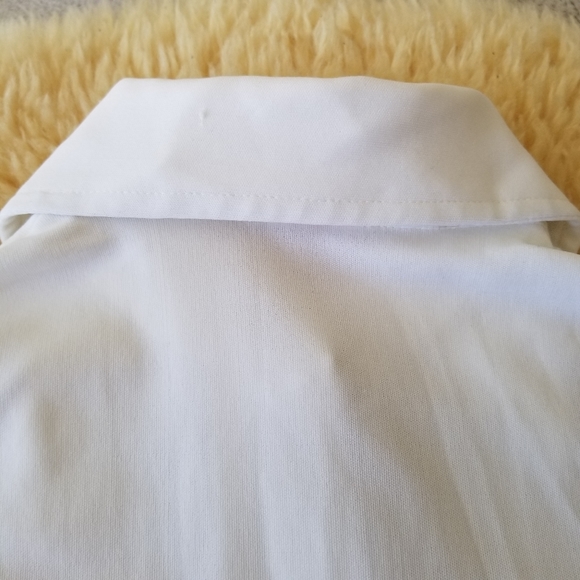 Retro White Collared Shirt - Picture 10 of 12